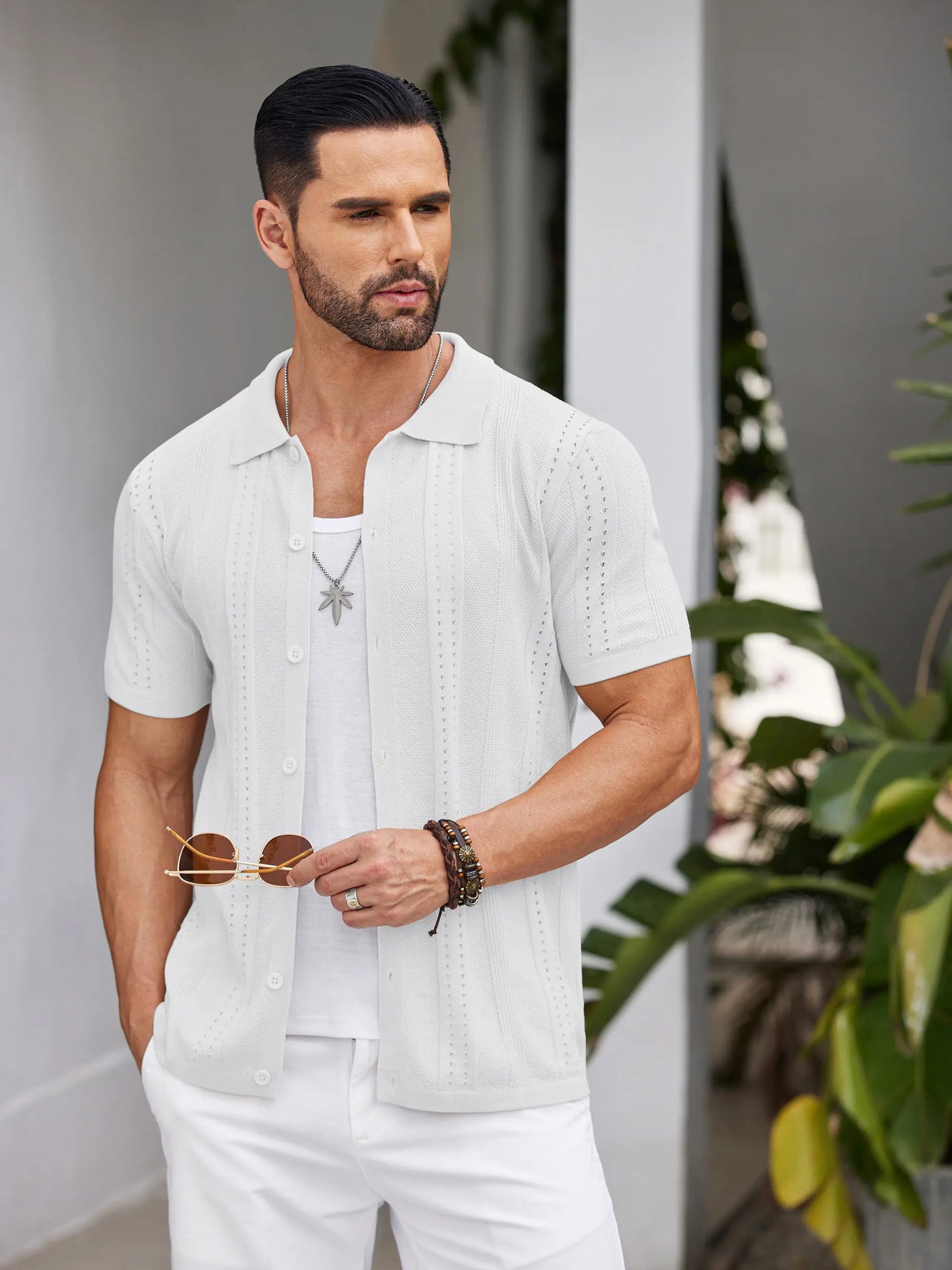 Chemise d'été blanche en maille à manches courtes boutonnée pour homme