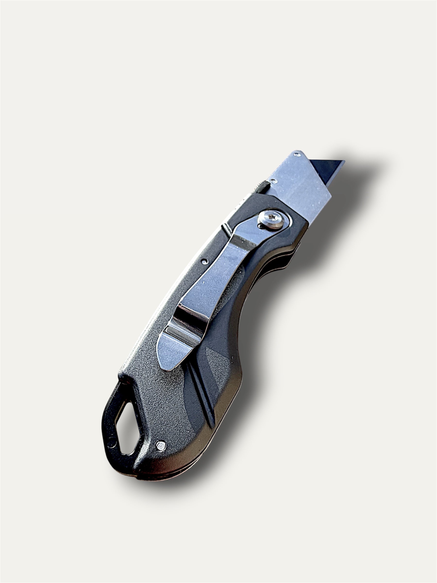 Straight Mate Knife with 10x Black Blades